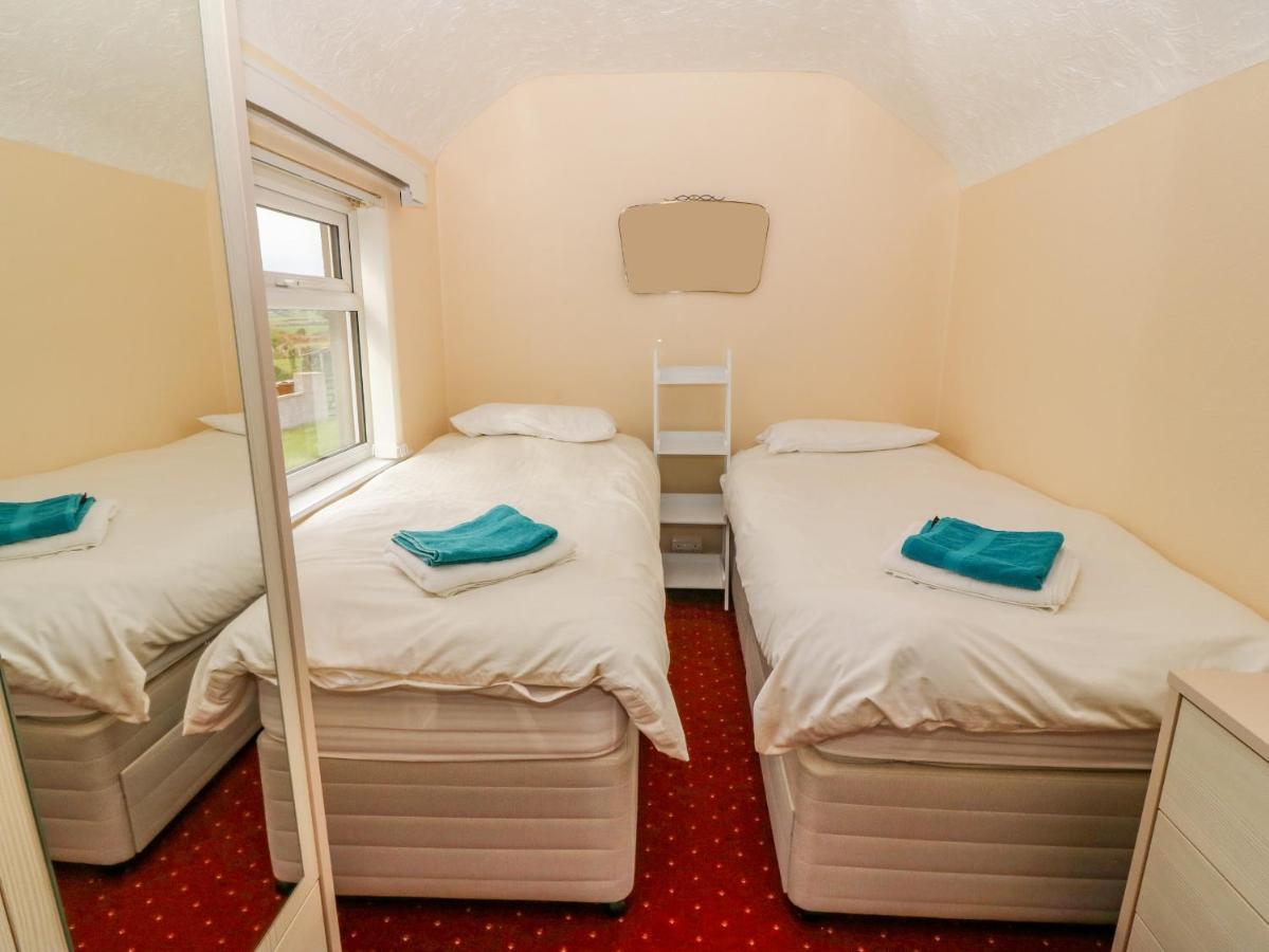 Tir Bedw Villa Ederyn ภายนอก รูปภาพ