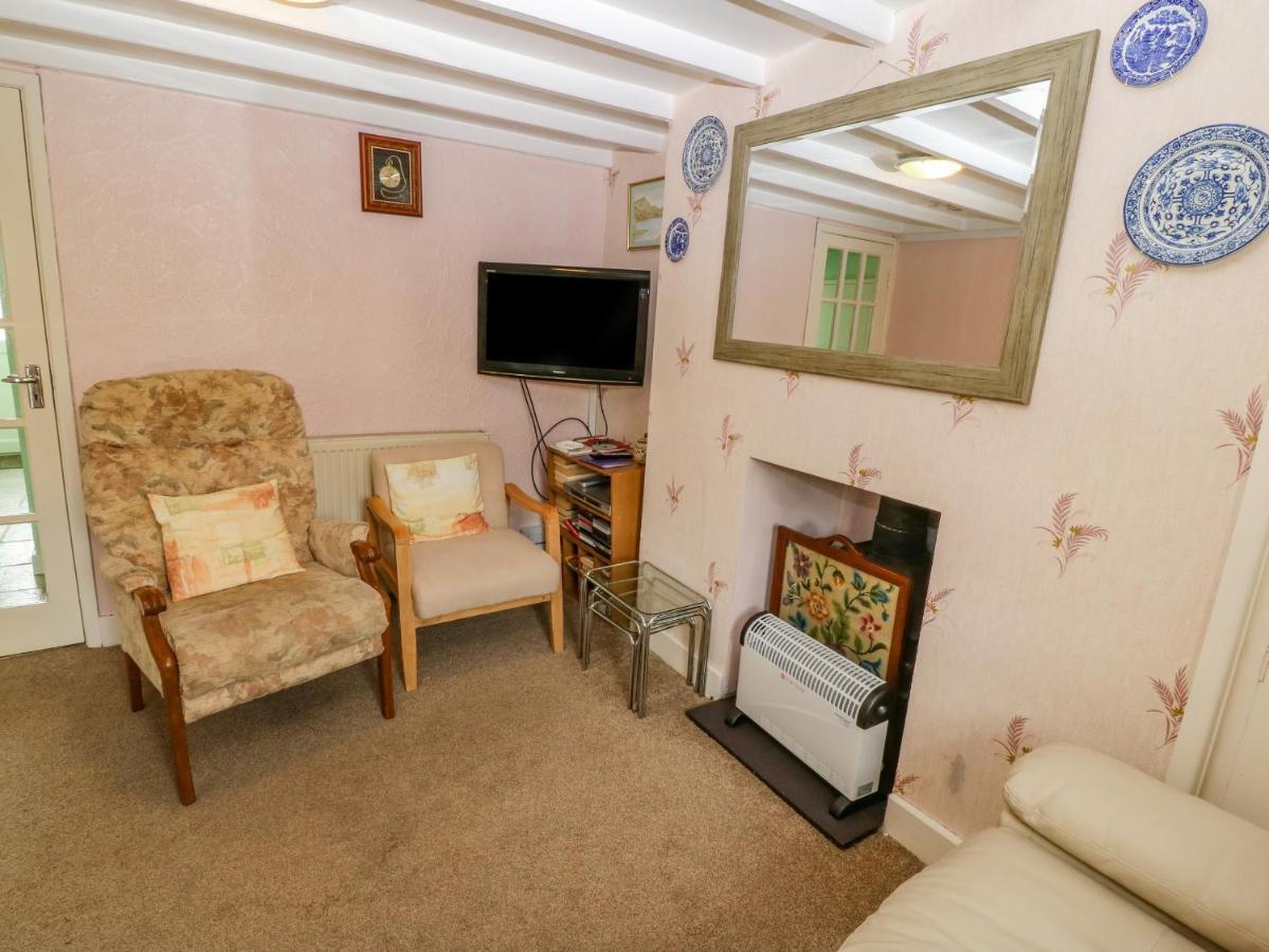 Tir Bedw Villa Ederyn ภายนอก รูปภาพ
